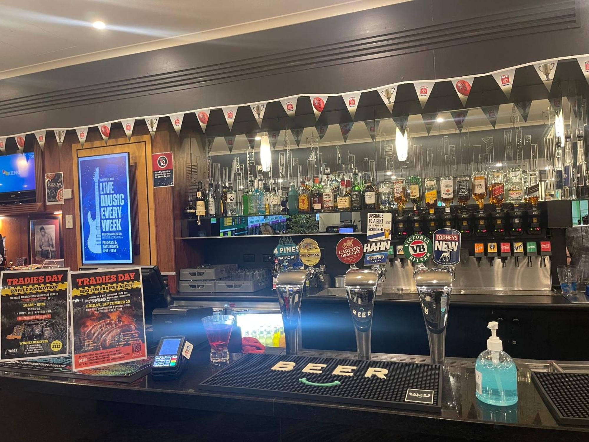 Hurstville Ritz Hotel Сідней Екстер'єр фото